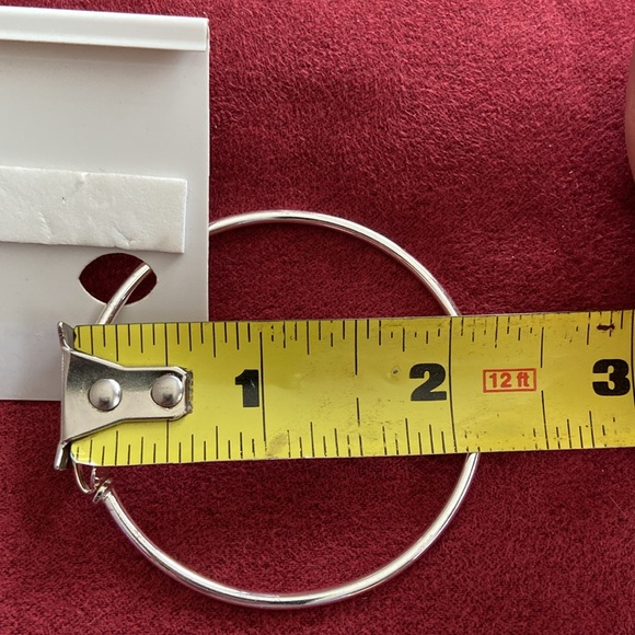 NEW ETIENNE AIGNER Large Hoop Clip Earrings Silver Tone - Picture 6 of 7